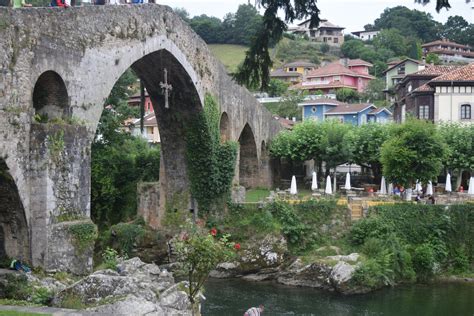 el templo cangas de ons reseas|El Templo, Cangas de Onís, Calle San Pelayo, 14 ᐈ reseñas,。